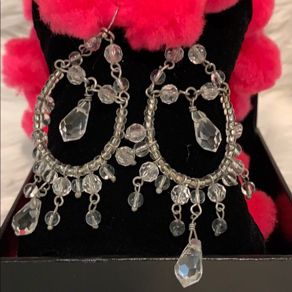 Chandelier earrings